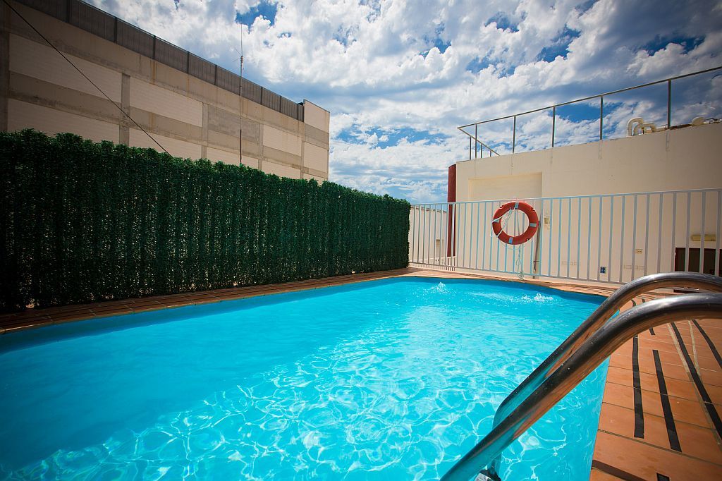 Aparthotel Milord's Suites Benidorm Exterior foto