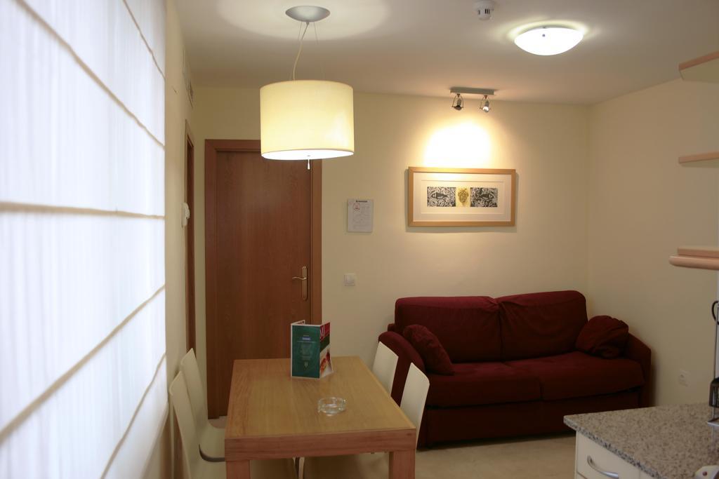 Aparthotel Milord's Suites Benidorm Exterior foto