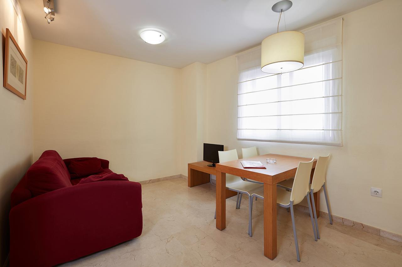 Aparthotel Milord's Suites Benidorm Exterior foto