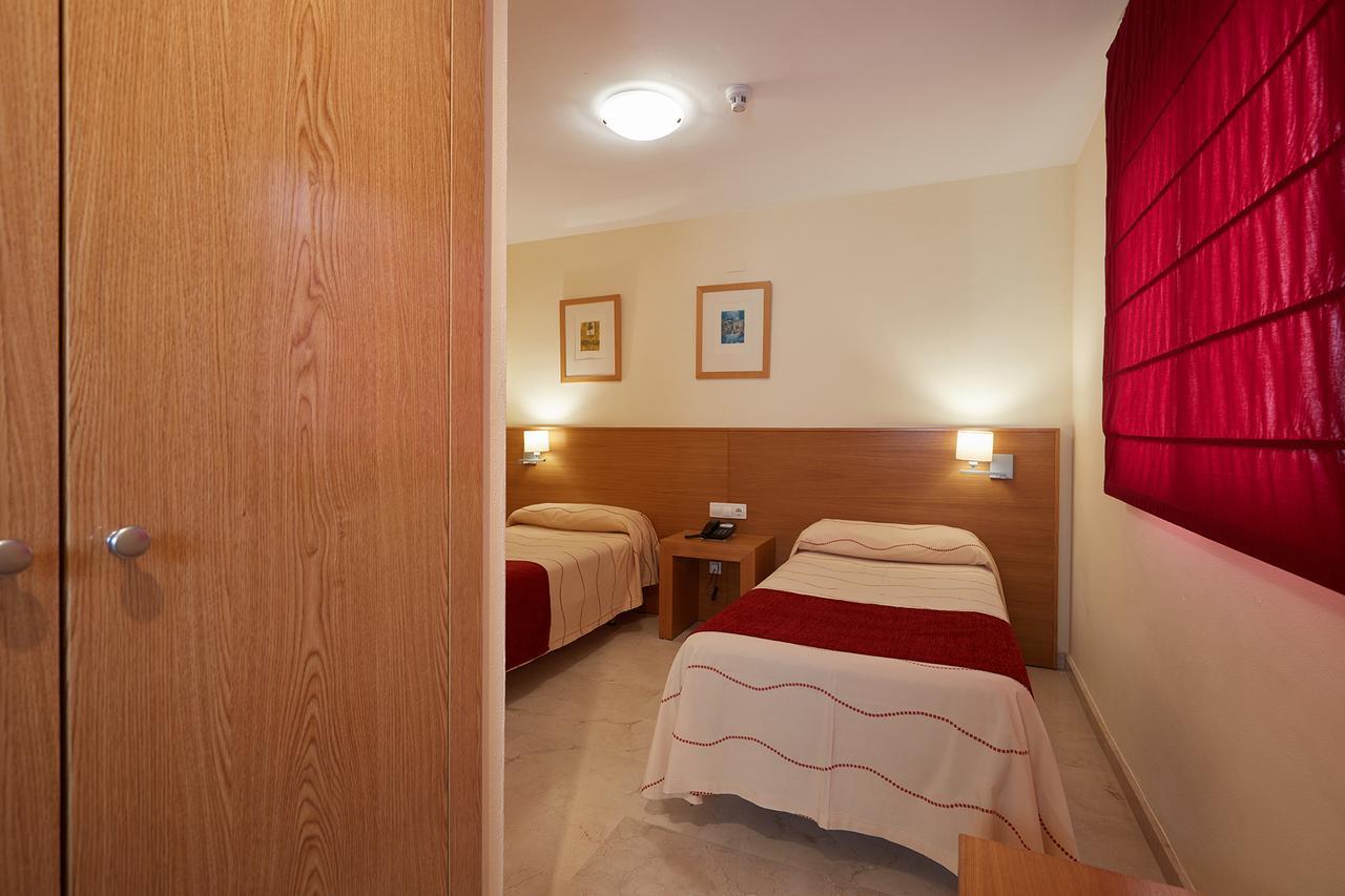Aparthotel Milord's Suites Benidorm Exterior foto